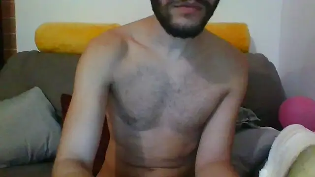 Snapshot of Amicisegreti chatting on October 12, 5:06 am Amicisegreti online show from October 12, 5:06 am