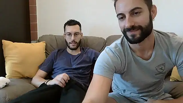 Snapshot of Amicisegreti chatting on November 22, 1:10 pm Amicisegreti online show from November 22, 1:10 pm