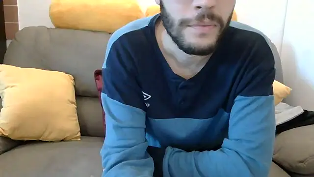 Snapshot of Amicisegreti chatting on November 27, 6:37 am Amicisegreti online show from November 27, 6:37 am