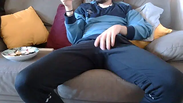 Snapshot of Amicisegreti chatting on November 28, 7:33 am Amicisegreti online show from November 28, 7:33 am