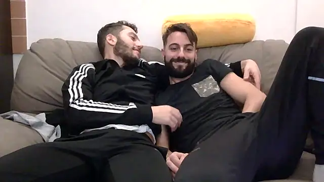 Snapshot of Amicisegreti chatting on November 29, 9:51 pm Amicisegreti online show from November 29, 9:51 pm