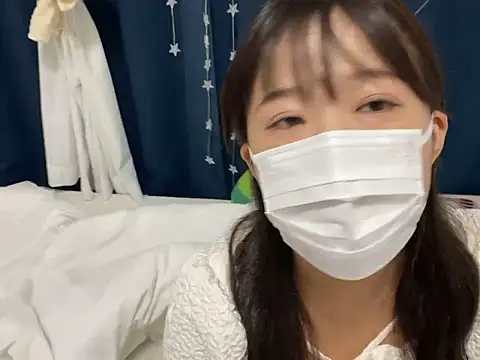 hikiwarinatto xoxo online show from September 12, 11:48 pm