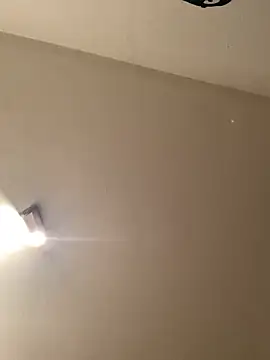 Snapshot of P44698 chatting on December 16, 7:02 am P44698 online show from December 16, 7:02 am