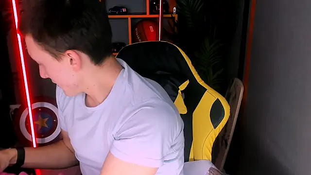 David  Diamond online show from November 7, 4:07 pm