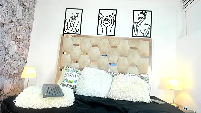 Snapshot of Isabell_Villa chatting on September 10, 3:06 am Isabell Villa online show from September 10, 3:06 am