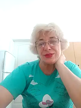 Snapshot of 52MiaLove02 chatting on June 23, 4:43 am 52MiaLove02 online show from June 23, 4:43 am