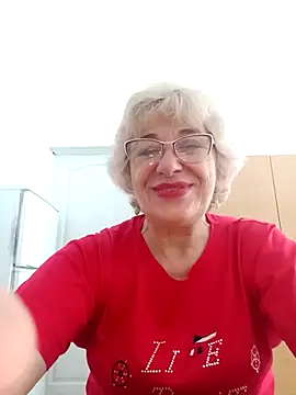 Snapshot of 52MiaLove02 chatting on June 24, 4:44 am 52MiaLove02 online show from June 24, 4:44 am