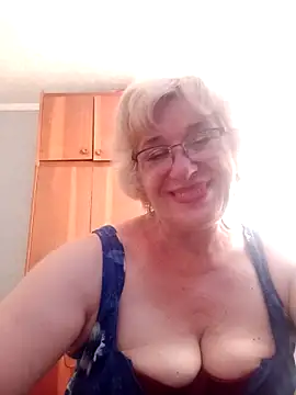 Snapshot of 52MiaLove02 chatting on June 30, 4:52 pm 52MiaLove02 online show from June 30, 4:52 pm