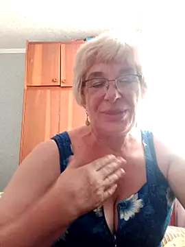 Snapshot of 52MiaLove02 chatting on July 17, 4:45 pm 52MiaLove02 online show from July 17, 4:45 pm