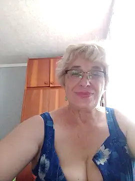 Snapshot of 52MiaLove02 chatting on July 19, 8:18 am 52MiaLove02 online show from July 19, 8:18 am