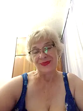 Snapshot of 52MiaLove02 chatting on July 26, 6:15 pm 52MiaLove02 online show from July 26, 6:15 pm