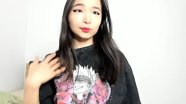 Snapshot of Soyun_Mia chatting on December 21, 1:40 pm Soyun Mia online show from December 21, 1:40 pm