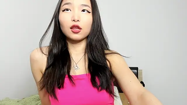 Snapshot of Soyun_Mia chatting on February 3, 1:38 pm Soyun Mia online show from February 3, 1:38 pm