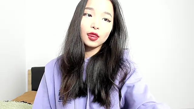 Snapshot of Soyun_Mia chatting on February 10, 2:21 pm Soyun Mia online show from February 10, 2:21 pm