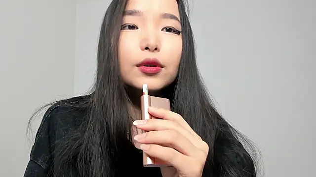 Soyun Mia online show from May 22, 1:28 pm