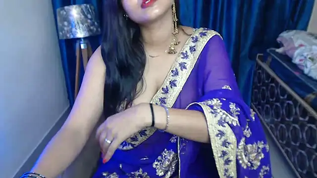 Snapshot of priya-kumari22 chatting on May 24, 5:29 pm priya-kumari22 online show from May 24, 5:29 pm