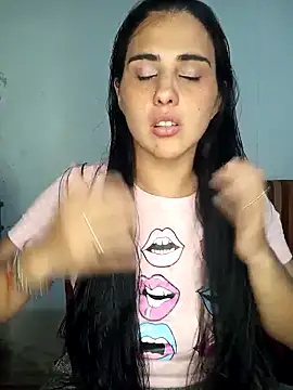 Snapshot of kariciasecreta chatting on September 14, 1:16 am kariciasecreta online show from September 14, 1:16 am