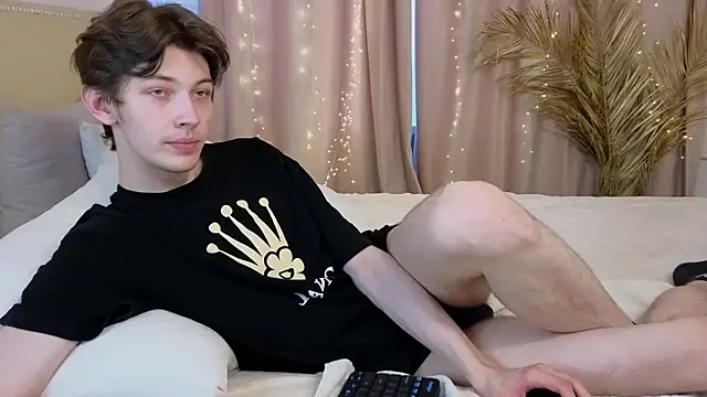  Den1s  online show from March 18, 3:26 pm