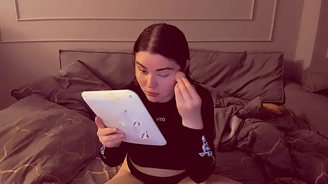 Snapshot of Isabellaprincess chatting on November 12, 9:36 pm Isabellaprincess online show from November 12, 9:36 pm