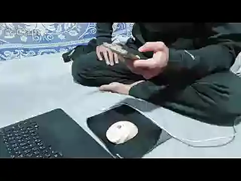 yazinyazin1 online show from February 22, 5:00 pm