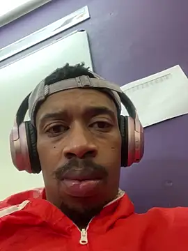 fitsexyman online show from October 15, 8:25 am