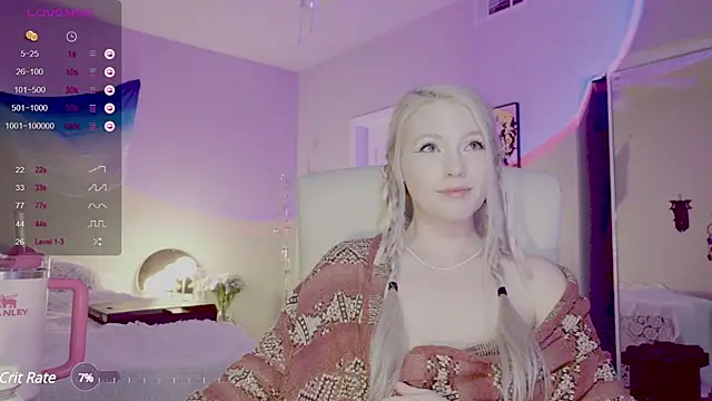 Snapshot of Talulaa chatting on December 17, 2:12 am Talulaa online show from December 17, 2:12 am