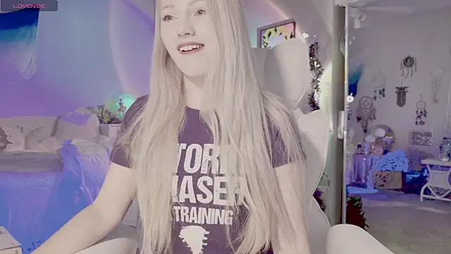 Snapshot of Talulaa chatting on October 3, 6:38 pm Talulaa online show from October 3, 6:38 pm