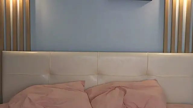 piekelete online show from October 2, 4:08 am