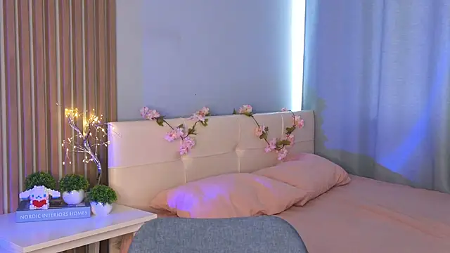 piekelete online show from October 24, 4:42 am