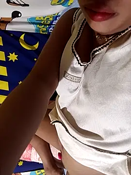 UrSweetAsianLady 02 online show from April 24, 12:51 pm