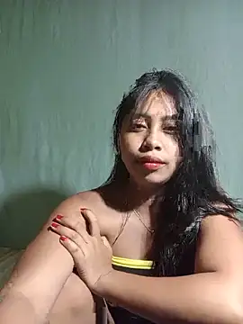 Snapshot of UrSweetAsianLady_02 chatting on June 18, 12:20 pm UrSweetAsianLady 02 online show from June 18, 12:20 pm