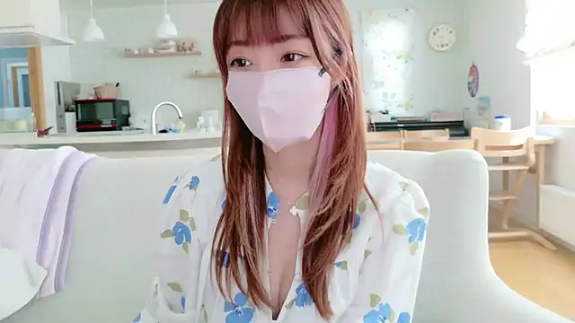 SUZU 1201 online show from February 24, 12:30 am