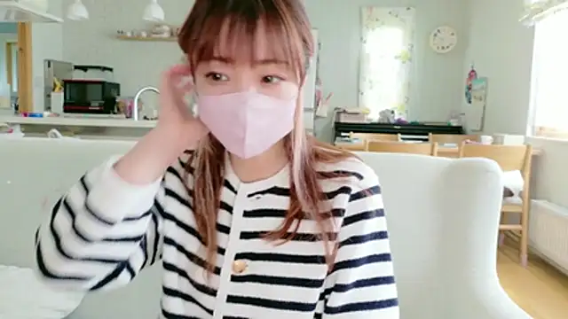 SUZU 1201 online show from June 15, 12:35 am