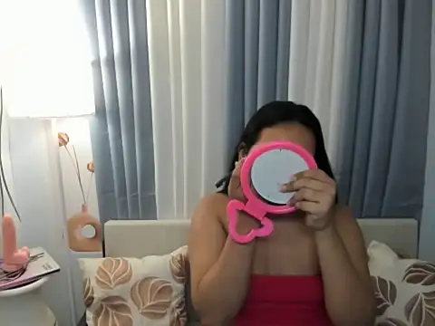 TsUncutKaren online show from November 8, 4:40 pm