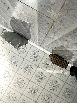 Tiffany-yy online show from October 17, 6:27 am