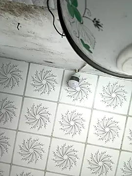 Tiffany-yy online show from October 22, 4:35 am