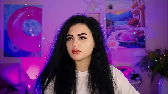 NaomiWilsons online show from October 13, 8:25 am