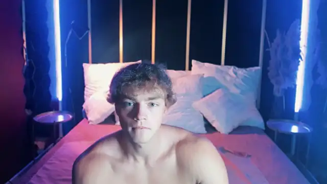 ChaseMuscular online show from September 21, 10:28 am