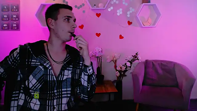 Snapshot of renata_sweety chatting on October 11, 1:20 pm renata sweety online show from October 11, 1:20 pm