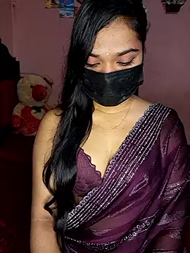 Snapshot of ariya-03 chatting on June 18, 7:51 pm ariya-03 online show from June 18, 7:51 pm