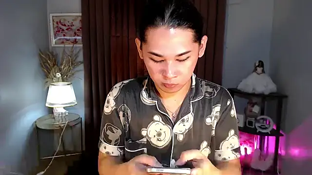 Snapshot of Kiethmadison_Miller chatting on October 2, 11:34 pm Kiethmadison Miller online show from October 2, 11:34 pm