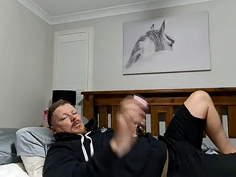 Snapshot of brokecountrylads chatting on January 18, 11:58 am brokecountrylads online show from January 18, 11:58 am