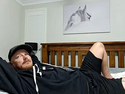 Snapshot of brokecountrylads chatting on January 19, 8:18 am brokecountrylads online show from January 19, 8:18 am