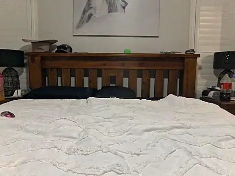 Snapshot of brokecountrylads chatting on March 24, 1:05 pm brokecountrylads online show from March 24, 1:05 pm