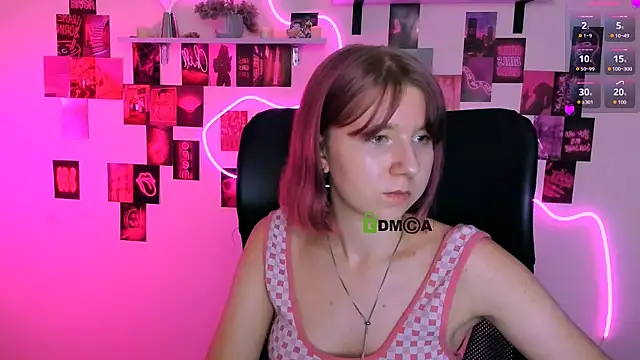 Snapshot of gloria_bubble chatting on May 23, 6:56 pm gloria bubble online show from May 23, 6:56 pm