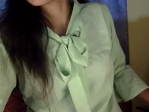 Snapshot of Neha_Sharma1 chatting on September 13, 2:33 am Neha Sharma1 online show from September 13, 2:33 am