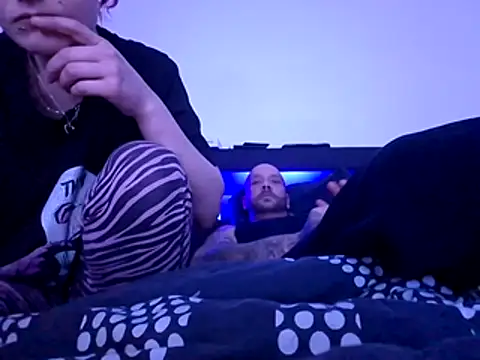 Redhairbiitch online show from December 21, 12:40 am