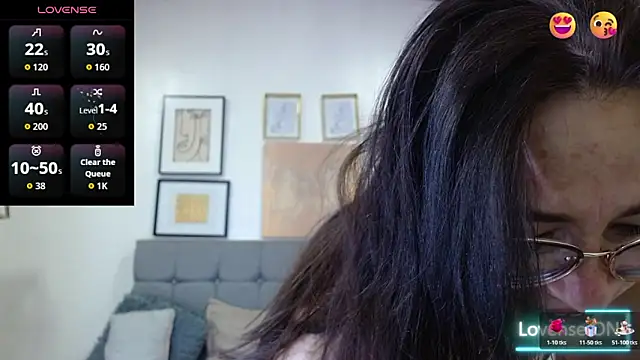  naomi s online show from January 15, 1:48 pm