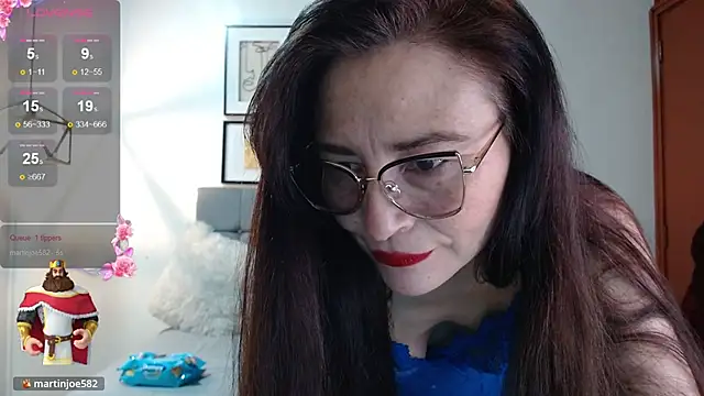 Snapshot of _naomi_s chatting on May 18, 1:39 pm naomi s online show from May 18, 1:39 pm