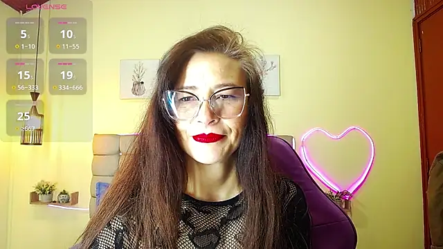  naomi s online show from July 8, 1:26 pm